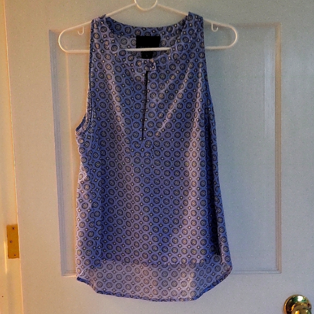 Like New! Cynthia Rowley sleeveless blouse.